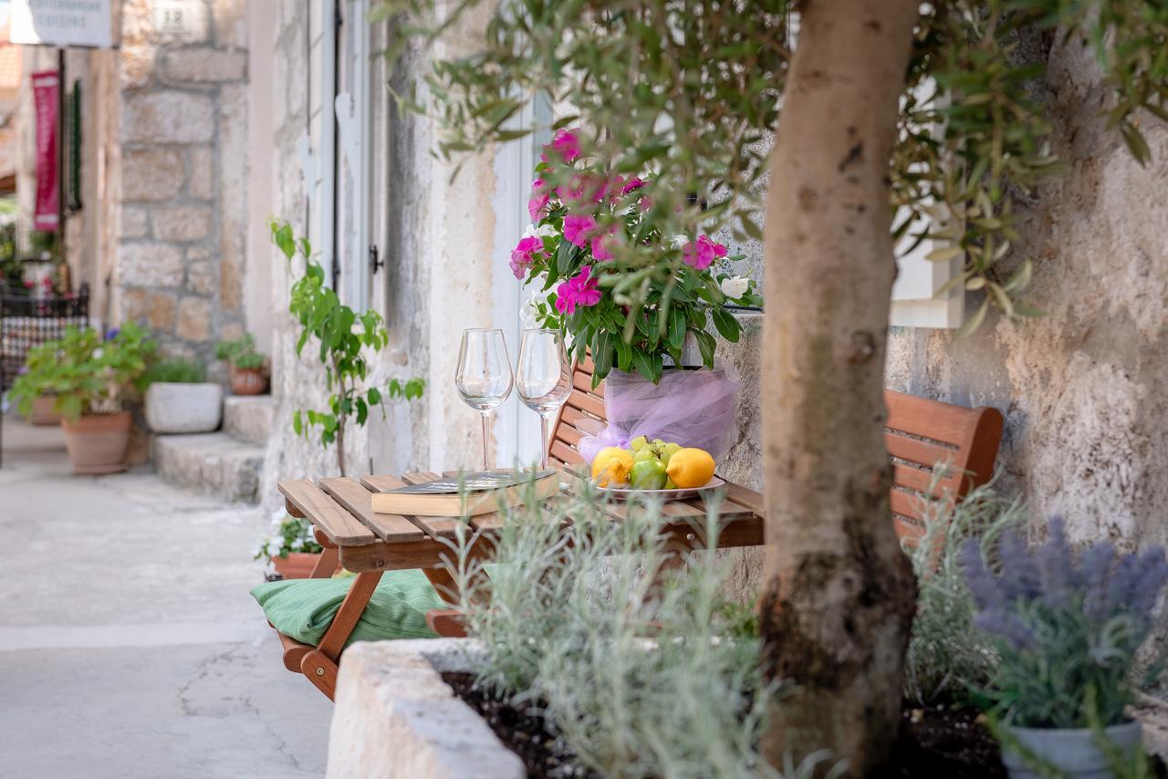 Kampanel 10 Apartment Hvar Town Exterior photo